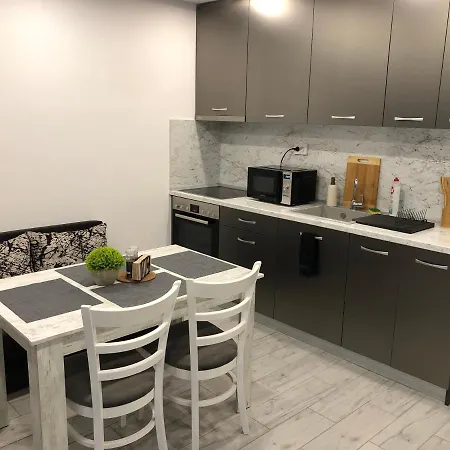 Ultra Lux Free Underground Secure Parking 아파트 파자르지크