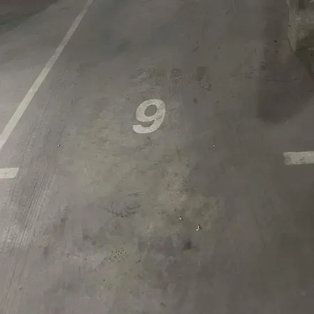 Ultra Lux Free Underground Secure Parking Lejlighed Pazardsjik